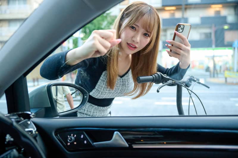 debz009-怖いチャリ女-邪魔なチャリカス女-06